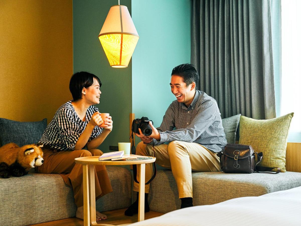 Omo7 Asahikawa By Hoshino Resorts Esterno foto A couple at a hotel